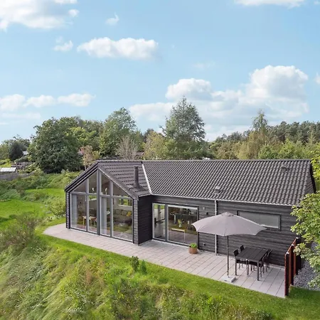4 Bedroom Awesome In Ebeltoft