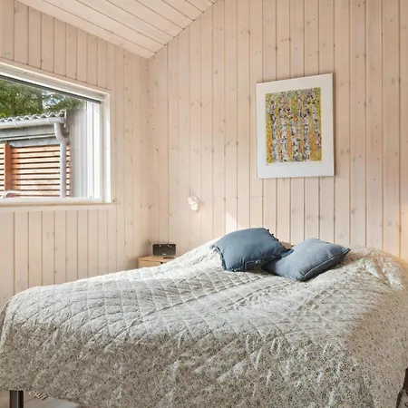 4 Bedroom Awesome In Holiday home Ebeltoft