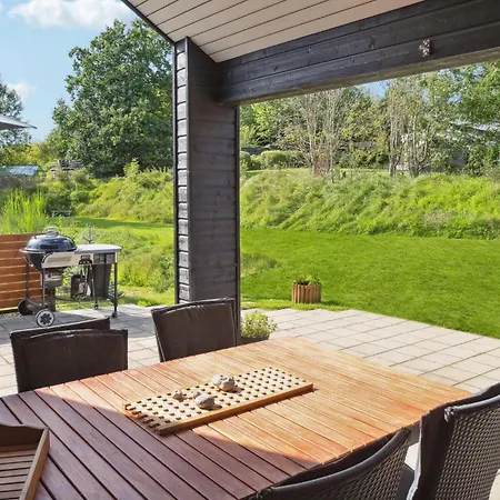 4 Bedroom Awesome In Holiday home Ebeltoft